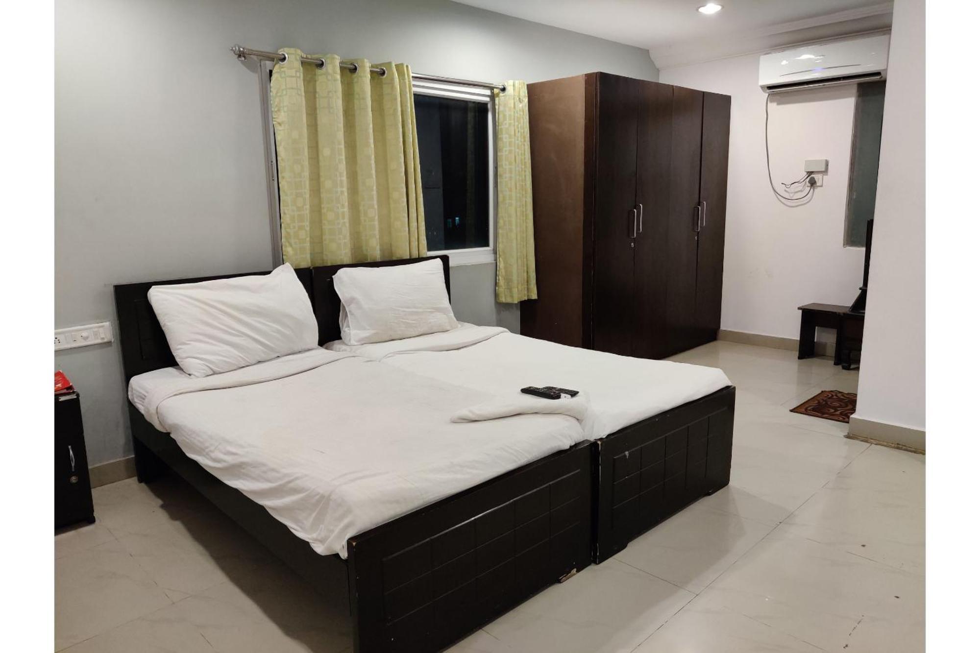 Collection O Jubilee Banjara Suites Haïdarabad Extérieur photo