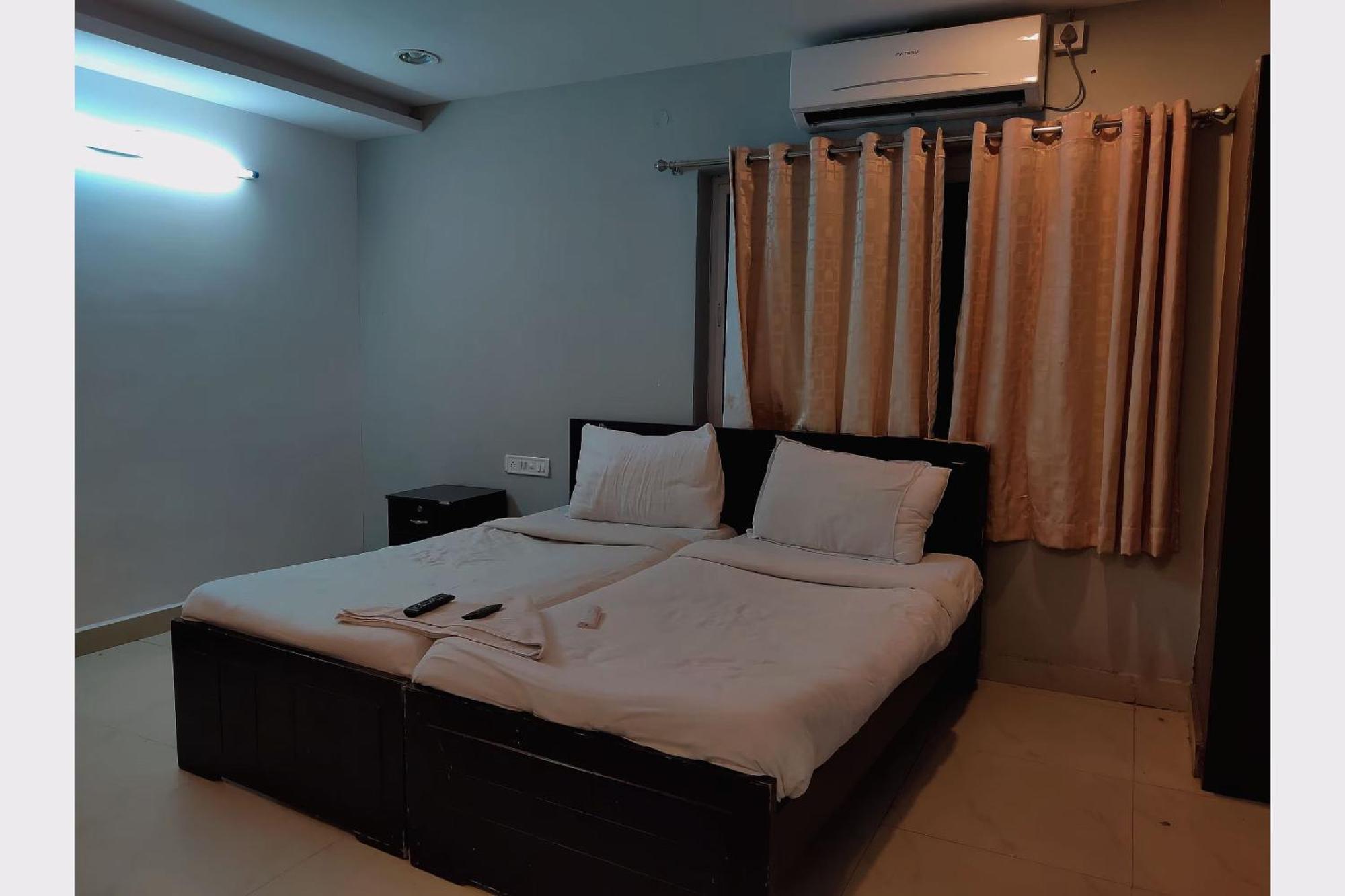 Collection O Jubilee Banjara Suites Haïdarabad Extérieur photo